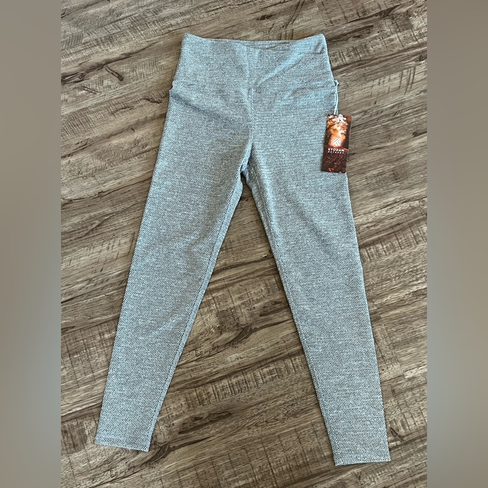 Kyodan Outdoors LEGGING CROSSOVER FLEX NWT Size XS